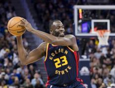 AYX-包含休斯敦火箭发布备战花絮；赛后防线松动；NBA季后赛任务艰巨；年轻球员得到机会的词条