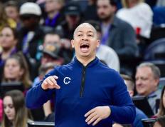 AYX-包含NBA总决赛赛后走向成谜，辽宁本钢更衣室发声，气氛紧张，更衣室氛围转暖的词条