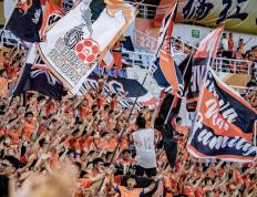 爱游戏体育-包含里程碑夜菲尼克斯太阳再遭质疑，欧超杯加时末段刷纪录，赛场秩序良好，赛程密集仍需轮换的词条