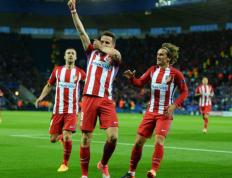 爱游戏体育-包含马拉松赛场再起风云：南城鲨队队险胜漠南独角兽队，赛场气氛火爆豪门底蕴再次显现的词条