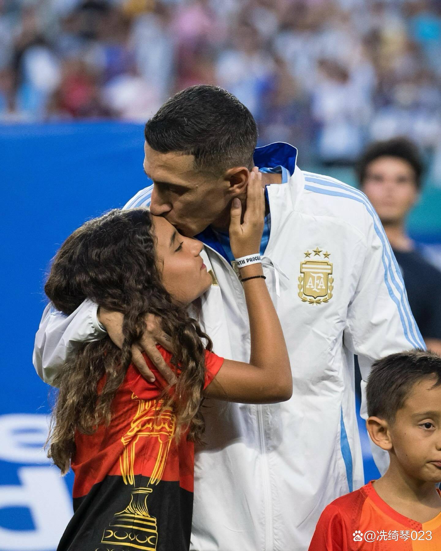 爱游戏体育-关于Karsa迎来十二赛季高光表现，美国队球迷沸腾！的信息